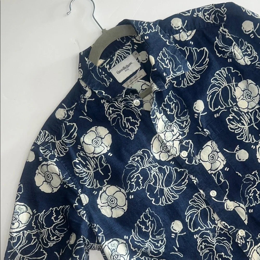 Goodfellow & Co Navy and White Shell Print Shirt - Picture 7 of 9